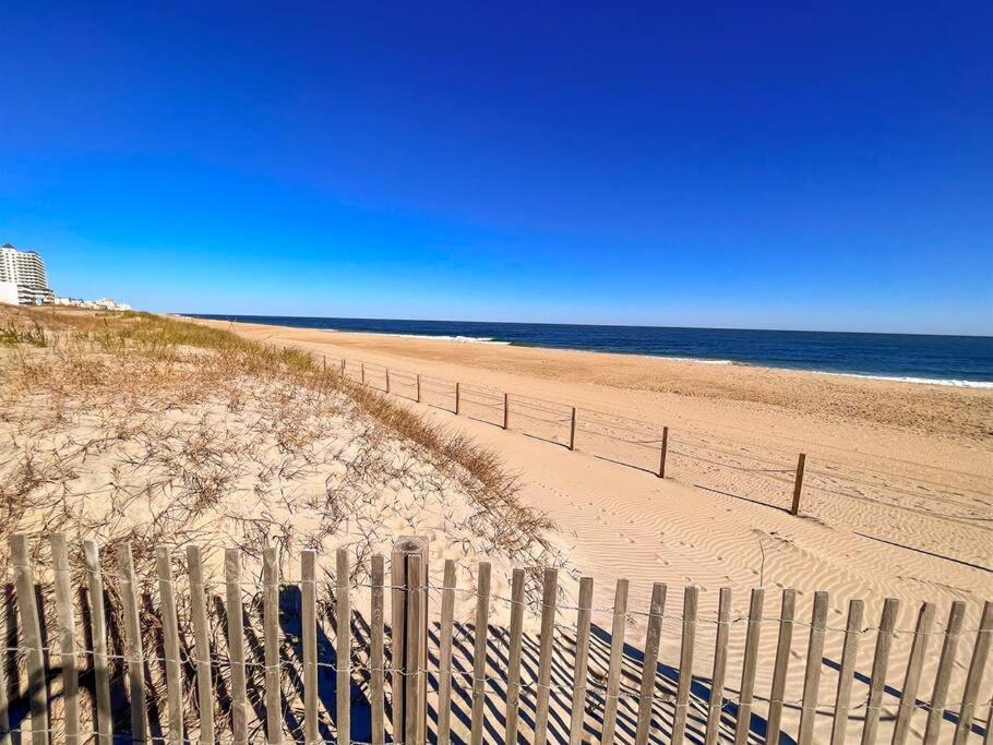 Ocean Views * Private Balcony * Elevator Villa Ocean City Bagian luar foto